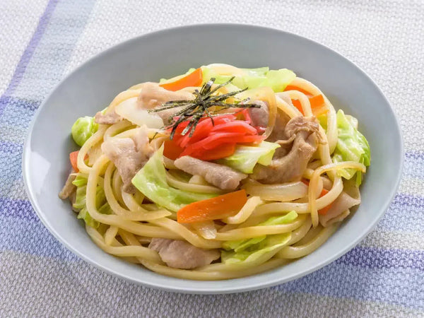 How To Make Yaki Udon (Stir-Fried Udon Noodles Recipe)