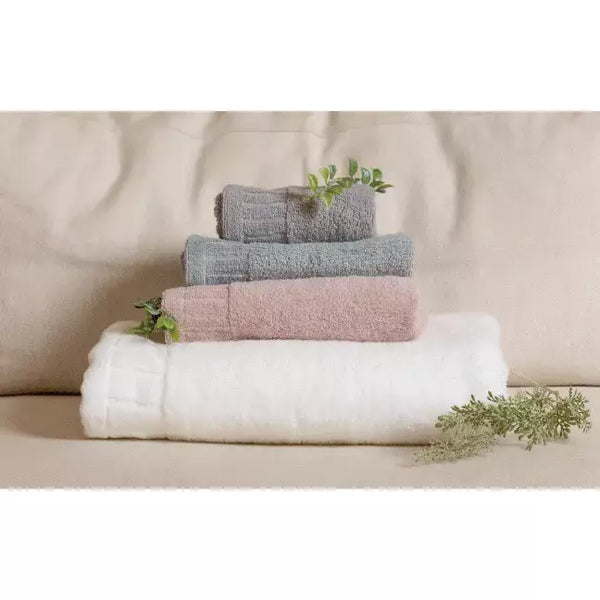 Angel Spin Reiyuriu Fluffy 100% Cotton Bath Towel 70 x 140cm