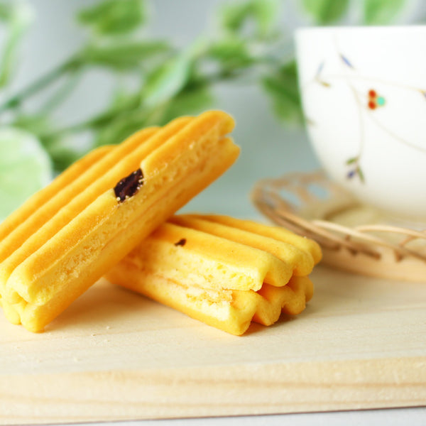 Kyo Kaori Vanilla Cream Zig Zag Sandwich Cookie (Pack of 6)