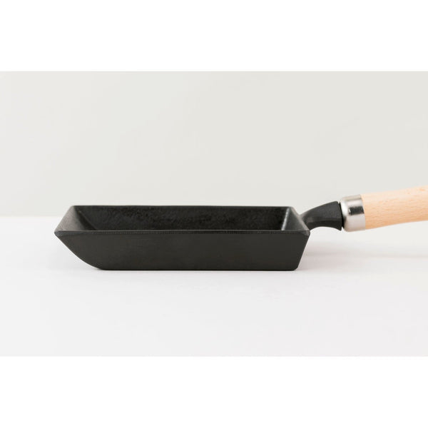 Iwachu-Induction-Nambu-Cast-Iron-Tamagoyaki-Pan-18cm-4-2024-02-03T07:31:44.879Z.jpg