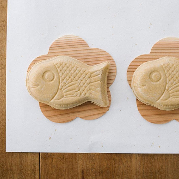 Meito-Pukupuku-Tai-Taiyaki-Chocolate-Filled-Fish-Shaped-Monaka-Wafer-Pack-of-10-5-2024-08-19T05:34:51.874Z.jpg