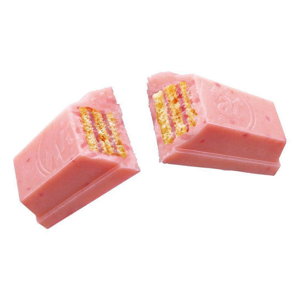 Nestle-Japanese-Strawberry-KitKat-Bars-Pack-of-3-Bags-2-2025-03-04T06:51:14.694Z.jpg