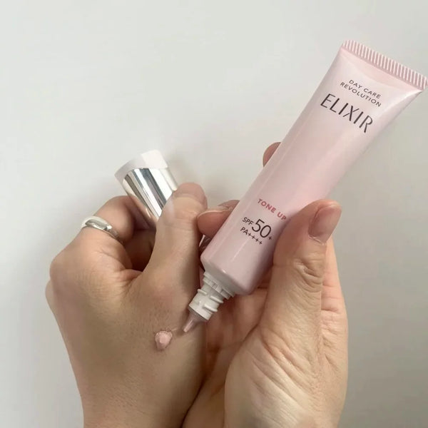 Shiseido-Elixir-Day-Care-Multifunctional-Tone-Up-Emulsion-Baby-Pink-SPF-50+-35g-5-2024-07-04T08:12:19.154Z.webp